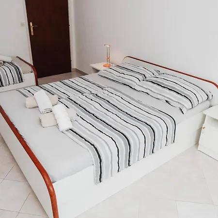 Villa Aequum Guest house *