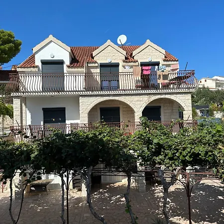 Maison d'hôtes Aequum Okrug Gornji